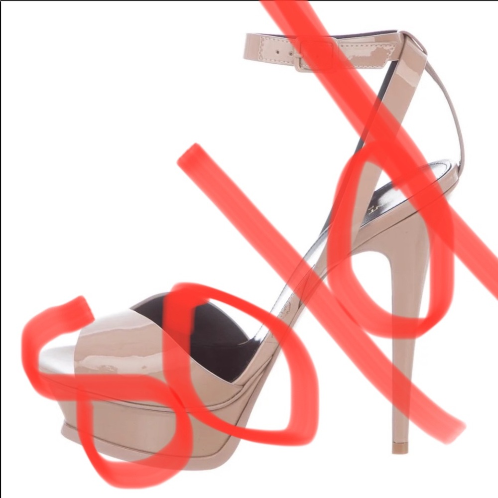 ❤️❤️SAINT LAURENT
Patent Leather Sandals w/ Tags - Picture 1 of 6